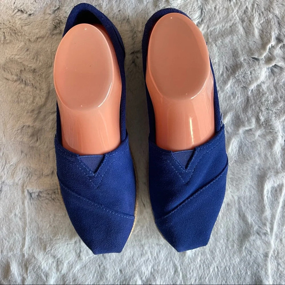 TOMS blue suede Classics w rope sole Women size7 - Picture 8 of 16